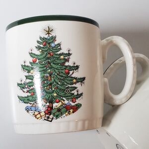 Vintage Christmas Tree Holly Holliday Cuthbertson Tea Coffee Mugs 2